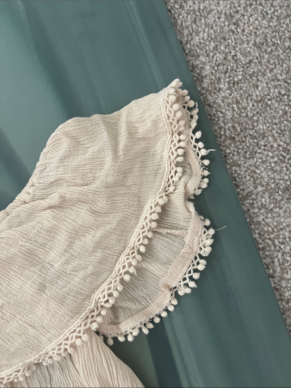 iris Cream Off-Shoulder Ruffle Crop Top - Picture 4 of 6